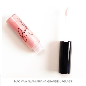 MAC Viva La Glam Lipglass